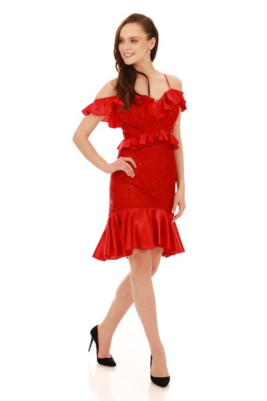 6ixty8ight Kırmızı Dantel Bel Yaka Fırfırlı Kısa Abiye Elbise